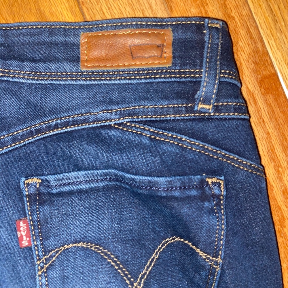 Levis jeans
